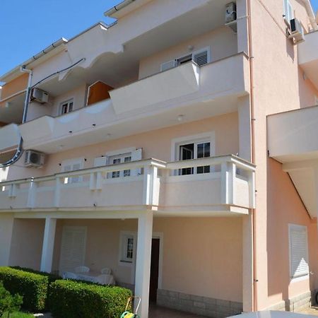 Apartments Niko 诺瓦利娅 外观 照片