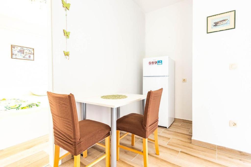 Apartments Niko 诺瓦利娅 外观 照片