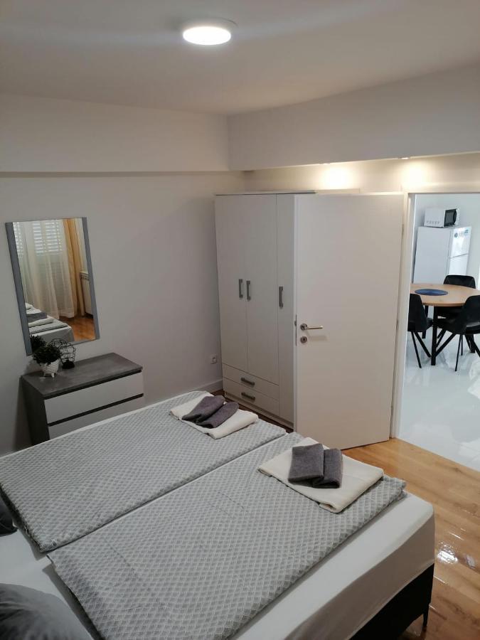 Apartments Niko 诺瓦利娅 外观 照片